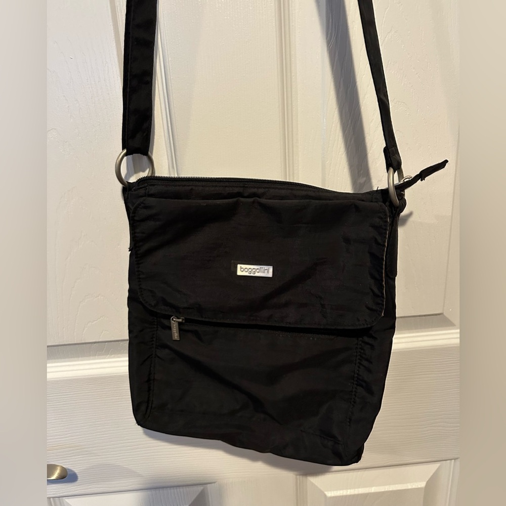 Baggalini Cross Body Bag